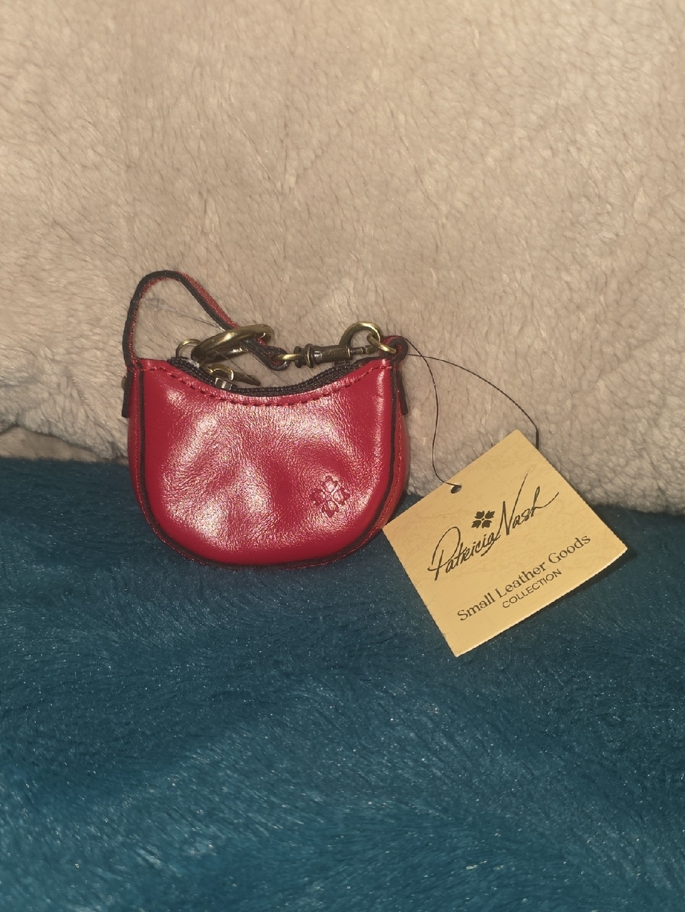 Patricia Nash Women's Micro Morgana Bag Charm (Strawberry)